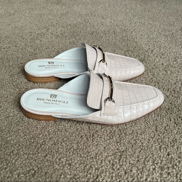 Bruno Magli Mark Flat Loafer Mule - Sand Croc-Print Leather Sz 38.5 NWOT - Picture 4 of 12